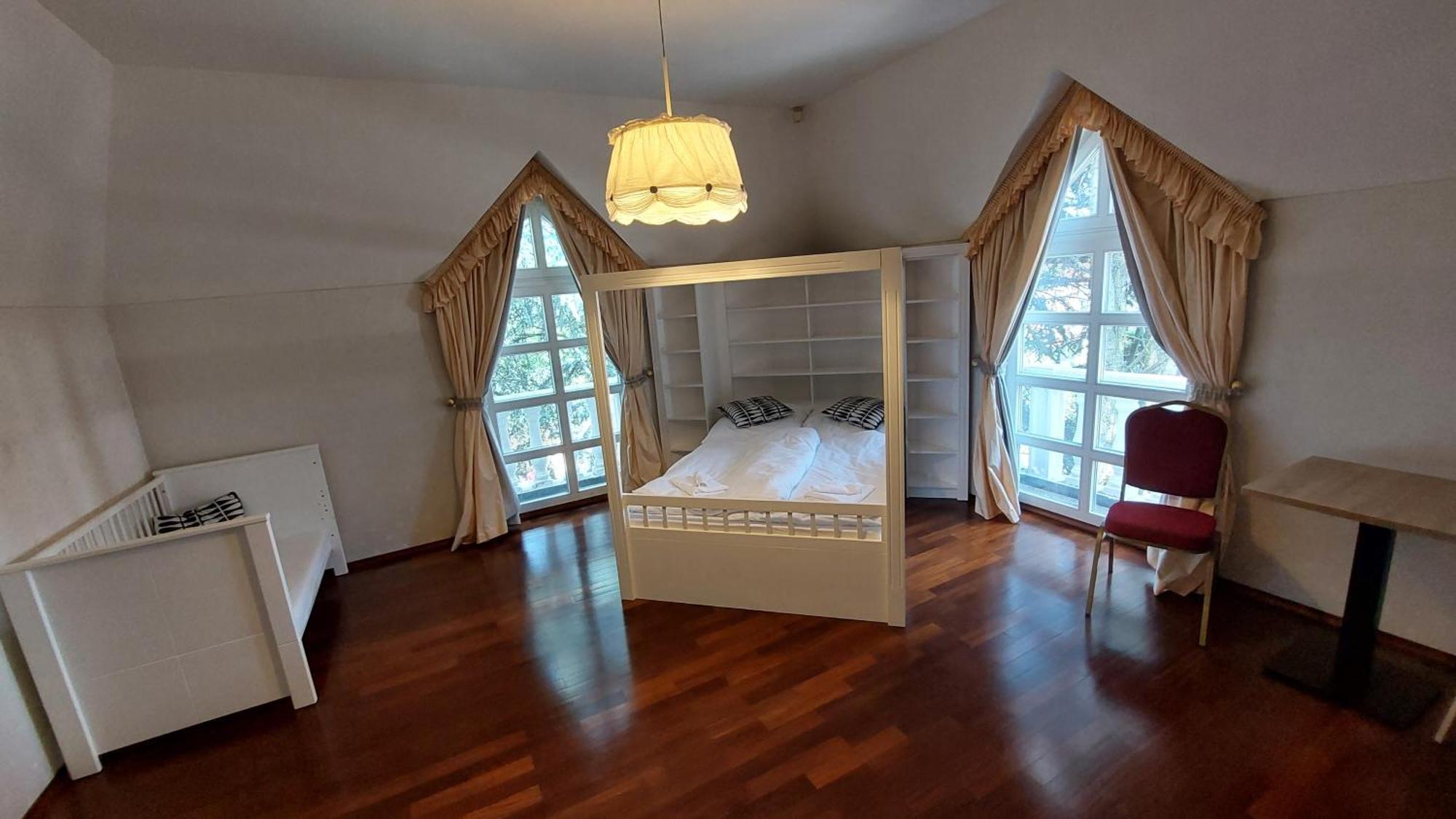 Apartamento Castle Garden *** Szombathely Habitación foto