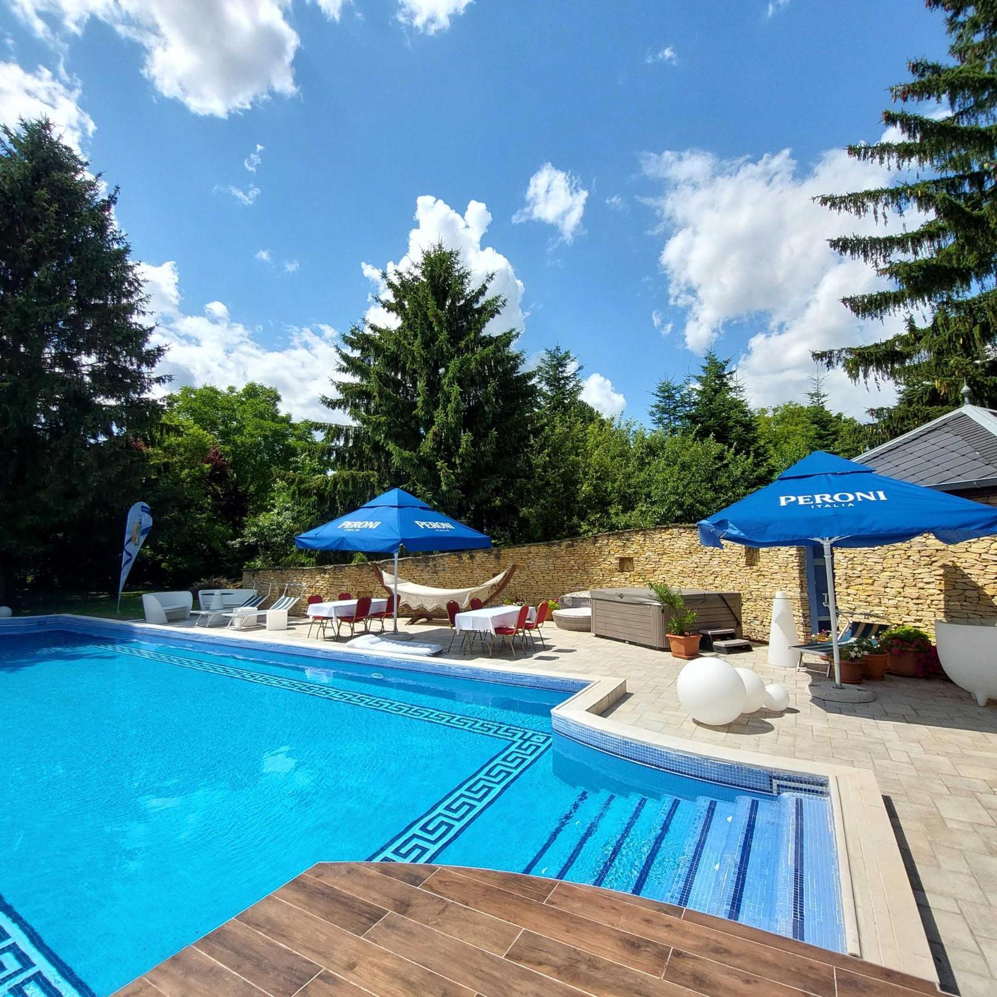 Apartamento Castle Garden *** Szombathely Exterior foto